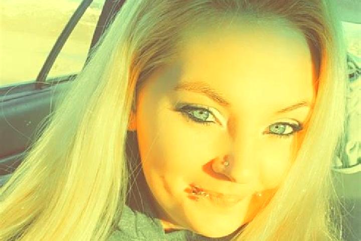 Chloe, 35 — Escort in Hospers, United States