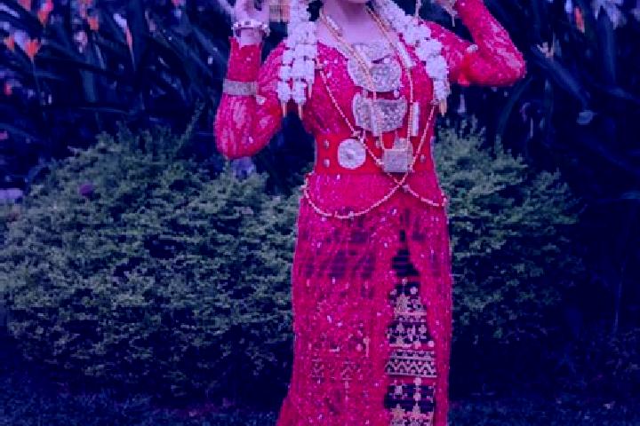 Chloe, 35 — Escort in Kranggan, Indonesia