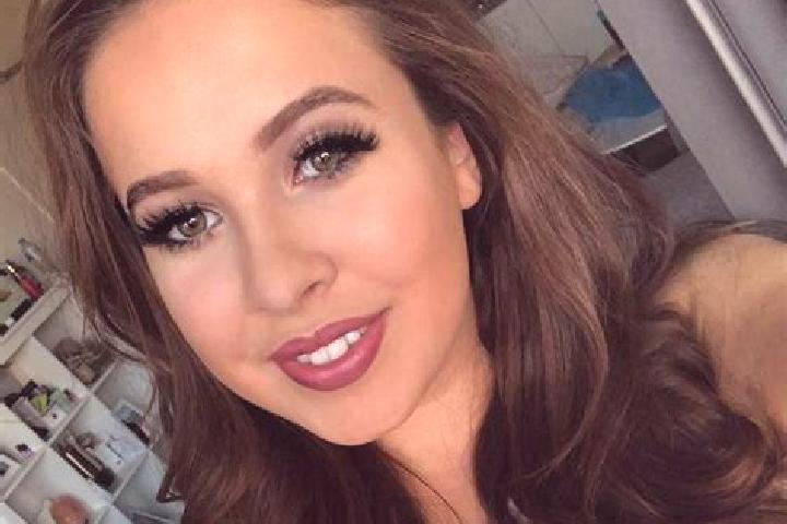 Chloe, 36, a auburn blue-eyed mediterranean companion based in Santas Martas. Offering Massage, Striptease, Party Girl. Available for incall and outcall, ove...