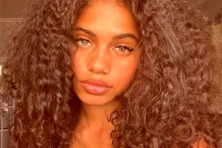 Chloe, 36, a black blue-eyed ebony companion based in Amononi. Offering GFE, Dinner Date, Travel Companion. Available for incall and outcall, day and evening...