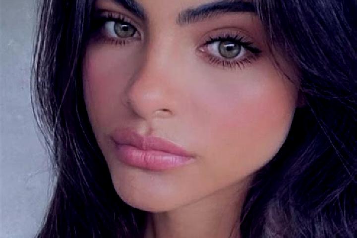 Chloe, 36, a brunette dark-eyed slavic companion based in Langford. Offering Massage, CIM, Girlfriend Experience. Available for incall and outcall, day and e...