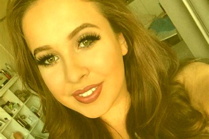 Chloe, 36, a chestnut green-eyed slavic companion based in Rolling Hills Estates. Offering Striptease, Girlfriend Experience, Duos, Prostate Massage. Availab...