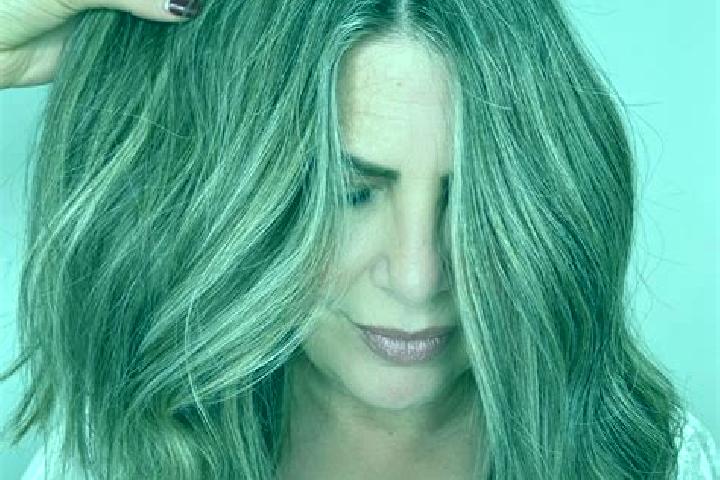 Chloe, 36, a dark blonde grey-eyed mediterranean companion based in Bood. Offering Girlfriend Experience, Erotic Massage, Travel Companion, Domination. Avail...