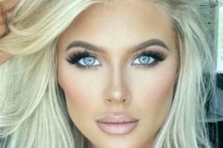 Chloe, 36, a platinum blonde dark-eyed ebony companion based in Mollet del Valles. Offering Striptease, BDSM, Duos, Domination. Available for incall and outc...