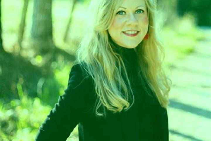 Chloe, 36 — Escort in Festus, United States