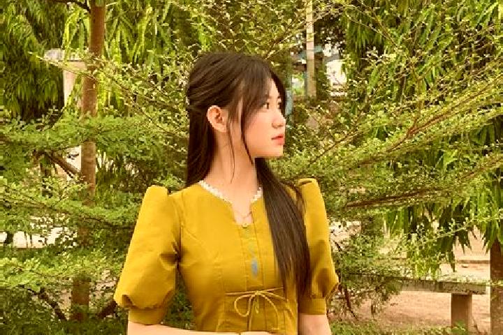 Chloe, 36 — Escort in To, Myanmar
