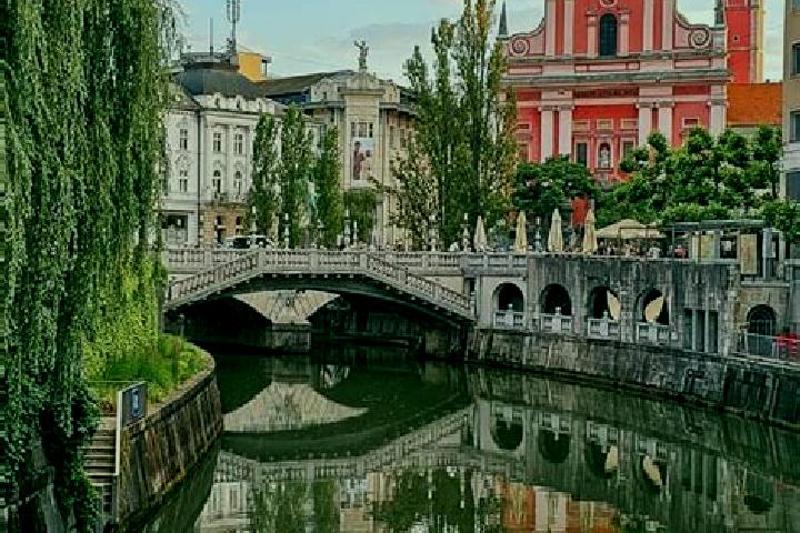 Chloe, 36 — Escort in Zelezniki, Slovenia