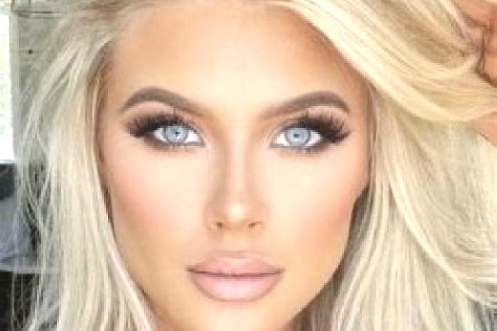 Chloe, 37, a platinum blonde grey-eyed mediterranean companion based in San Miguel Aloapam. Offering Girlfriend Experience, Overnight, Party Girl, CIM, Duos....