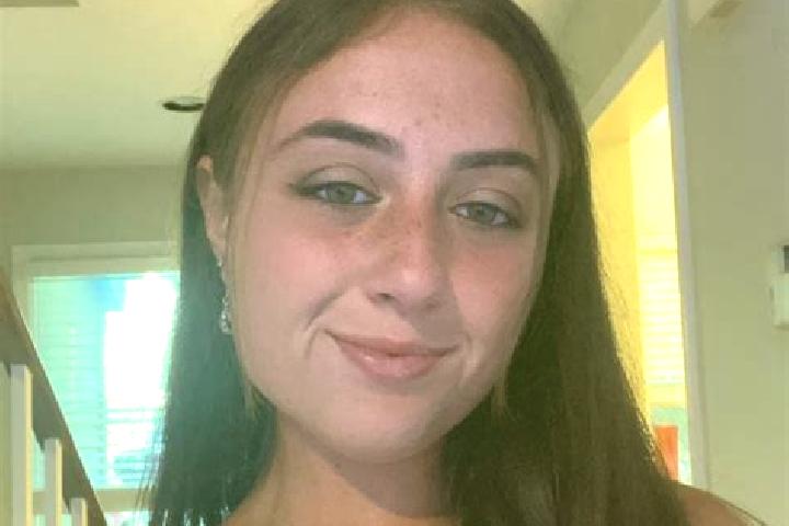 Chloe, 37 — Escort in Hartsdale, United States