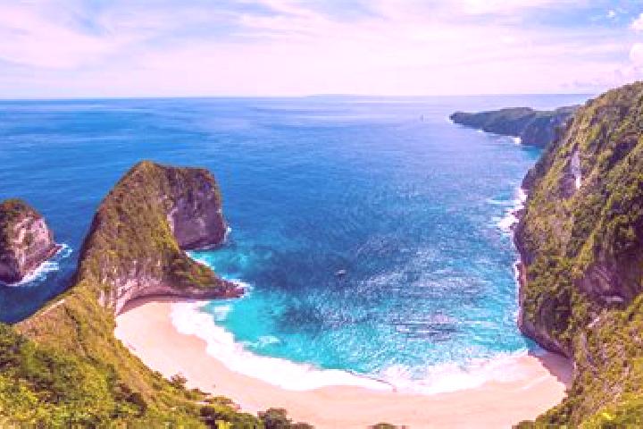 Chloe, 37 — Escort in Sebasang, Indonesia