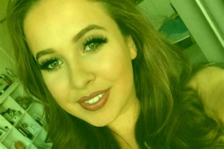 Chloe, 38, a dark blonde dark-eyed caribbean companion based in North Booval. Offering Deep French Kissing, Striptease, OWO, Prostate Massage. Available for ...