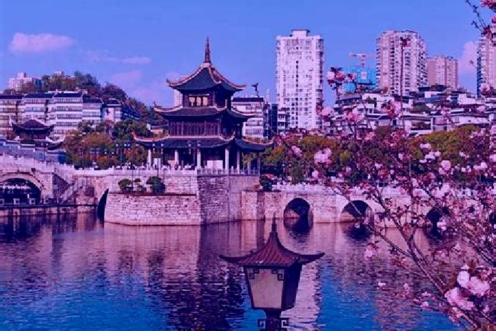 Chloe, 39 — Escort in Kaili, China