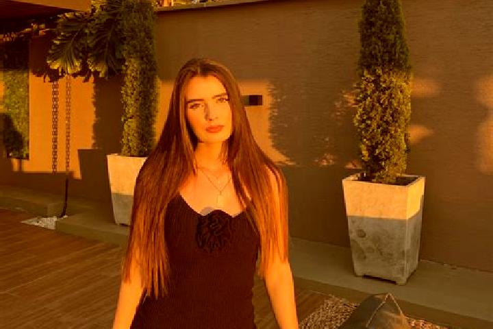 Chloe, 39 — Escort in Restrepo, Colombia