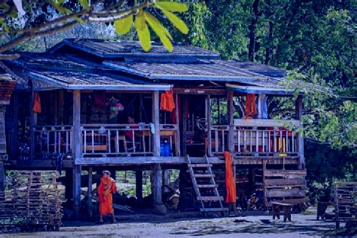 Chloe, 39 — Escort in Salavan, Laos
