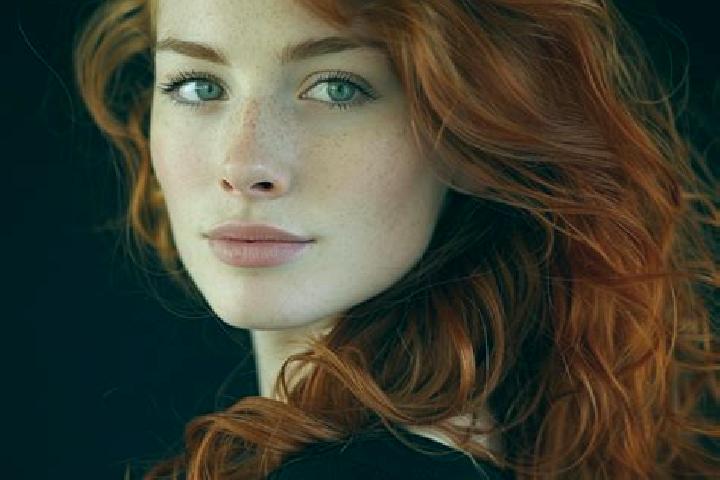 Clara, 21, a auburn green-eyed slavic companion based in Santiago. Offering BDSM, A-Level, Dinner Date. Available for incall and outcall, day and evening dates.