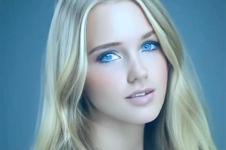Clara, 21, a blonde amber-eyed ebony companion based in Kanaker-Zeytun. Offering Duos, Massage, OWO, Couples. Available for incall and outcall, overnight boo...