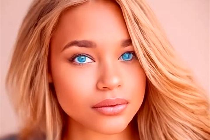 Clara, 21, a dark blonde blue-eyed latina companion based in Bodle Street. Offering Domination, Striptease, CIM. Available for incall and outcall, day and ev...