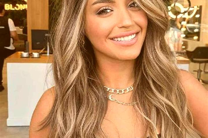 Clara, 21, a dark blonde brown-eyed ebony companion based in Ruzhdie. Offering Dinner Date, BDSM. Available for incall and outcall, day and evening dates.