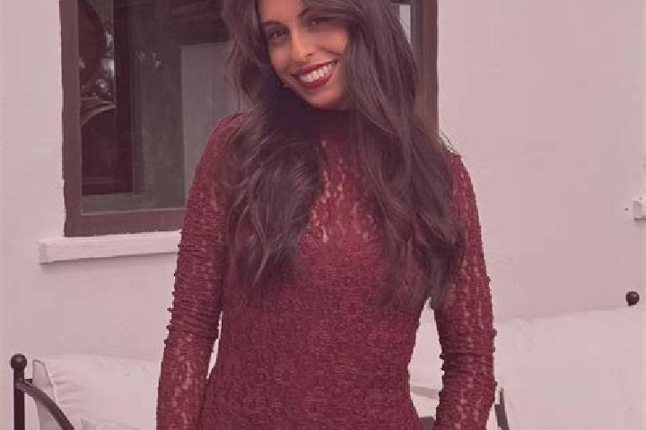 Clara, 21 — Escort in Castel di Sasso, Italy