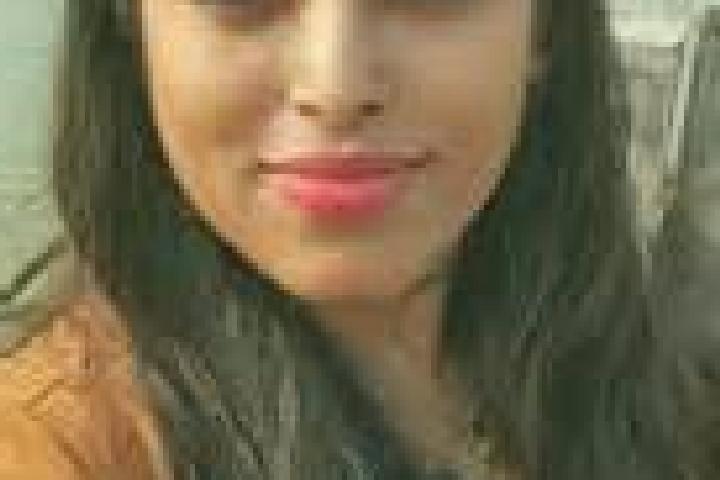 Clara, 21 — Escort in Khardah, India