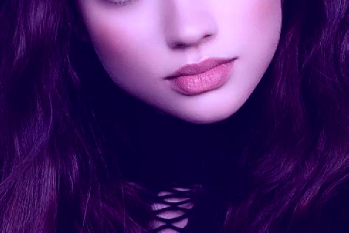 Clara, 22, a brunette dark-eyed caucasian companion based in Chelmer. Offering Couples, Roleplay, BDSM. Available for incall and outcall, day and evening dates.