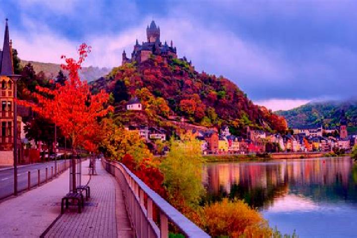 Clara, 22 — Escort in Cochem, Germany