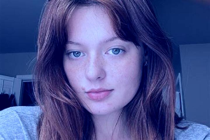 Clara, 23, a auburn blue-eyed ebony companion based in Asnieres-sur-Seine. Offering 69, Party Girl. Available for incall and outcall, day and evening dates.