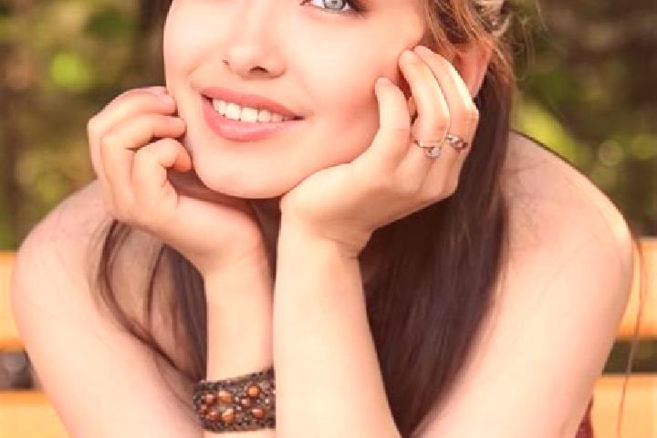 Clara, 23, a red blue-eyed asian companion based in Clayhatchee. Offering A-Level, Overnight, Tantra, Dinner Date. Available for incall and outcall, overnigh...
