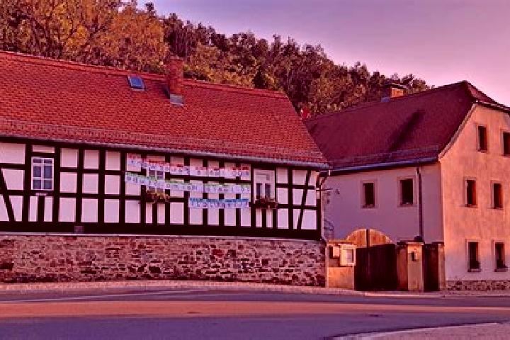 Clara, 23 — Escort in Liebschwitz, Germany