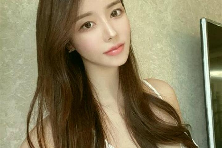Clara, 23 — Escort in Qinghecheng, China