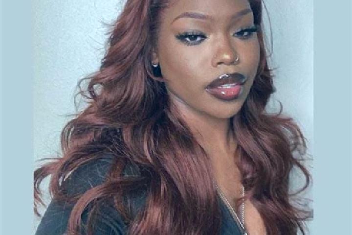 Clara, 24, a auburn amber-eyed ebony companion based in Kinkala. Offering Duos, 69, BDSM. Available for incall and outcall, day and evening dates.