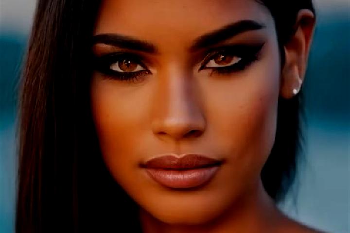 Clara, 24, a auburn amber-eyed latina companion based in Maoyon. Offering Massage, Roleplay, CIM, Striptease. Available for incall and outcall, overnight boo...