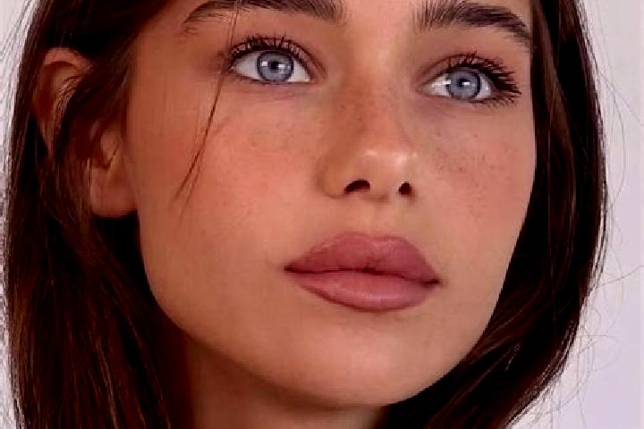 Clara, 24, a brunette brown-eyed slavic companion based in Povcha. Offering Overnight, 69, Fetish, A-Level. Available for incall and outcall, overnight booki...
