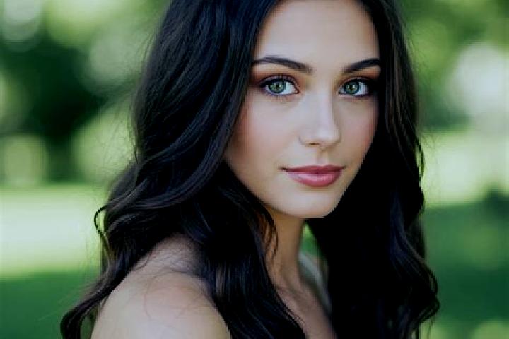 Clara, 24, a brunette hazel-eyed caribbean companion based in Basud. Offering CIM, Fetish, Massage, Roleplay, Dinner Date. Available for incall and outcall, ...
