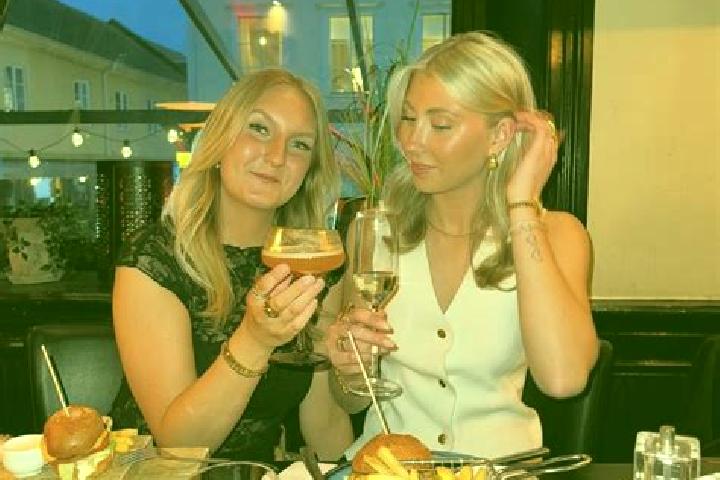 Clara, 24 — Escort in Graengesberg, Sweden