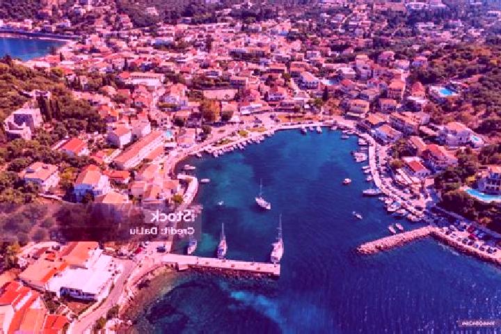 Clara, 24 — Escort in Kassiopi, Greece