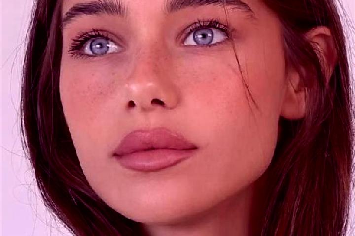 Clara, 25, a brunette brown-eyed indian companion based in Auvers-Saint-Georges. Offering Massage, Party Girl, Striptease. Available for incall and outcall, ...