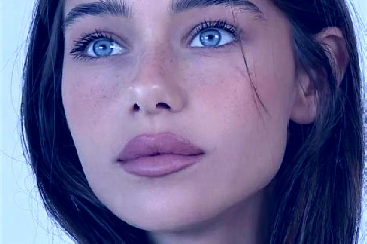 Clara, 25, a brunette brown-eyed mixed companion based in Neulewin. Offering A-Level, Domination, Roleplay, 69, Erotic Massage. Available for incall and outc...