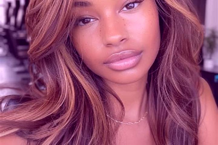 Clara, 25, a dark blonde brown-eyed mixed companion based in Panettieri. Offering CIM, BDSM, Deep French Kissing. Available for incall and outcall, overnight...