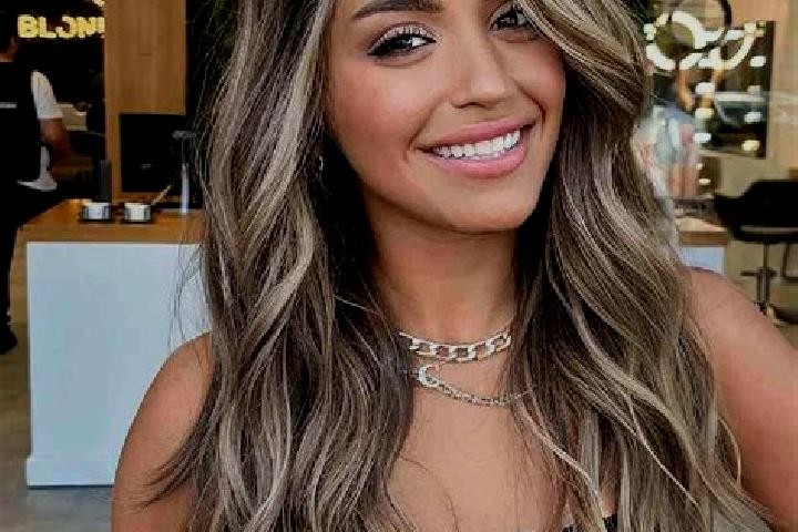 Clara, 26, a dark blonde brown-eyed caucasian companion based in Soma. Offering A-Level, Tantra, BDSM, Couples, Erotic Massage. Available for incall and outc...