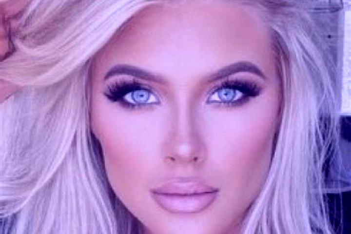 Clara, 26, a platinum blonde dark-eyed european companion based in Stiore. Offering Prostate Massage, Erotic Massage, Girlfriend Experience. Available for in...