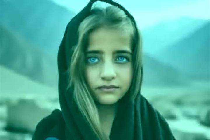 Clara, 26, a red blue-eyed middle eastern companion based in Kelebia. Offering Erotic Massage, Massage, BDSM, CIM. Available for incall and outcall, overnigh...
