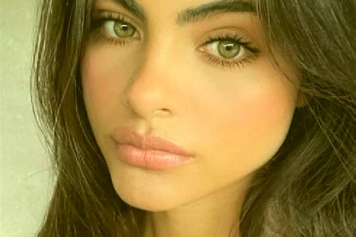 Clara, 27, a brunette dark-eyed middle eastern companion based in Skidzin. Offering Tantra, 69, Striptease, CIM. Available for incall and outcall, overnight ...