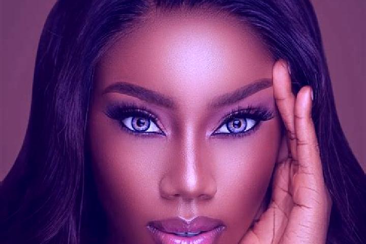 Clara, 27, a chestnut blue-eyed ebony companion based in Chonchi. Offering 69, OWO, Tantra, Overnight, Prostate Massage. Available for incall and outcall, ov...