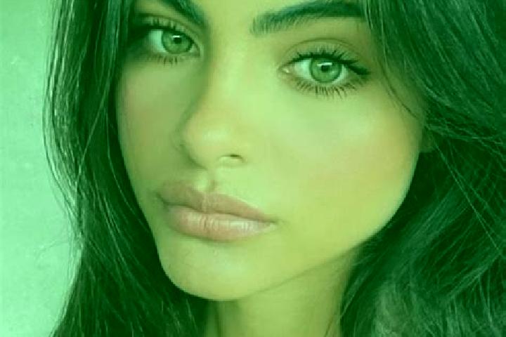 Clara, 27, a chestnut green-eyed latina companion based in An Nusayrat. Offering Deep French Kissing, Party Girl, Striptease, Girlfriend Experience. Availabl...