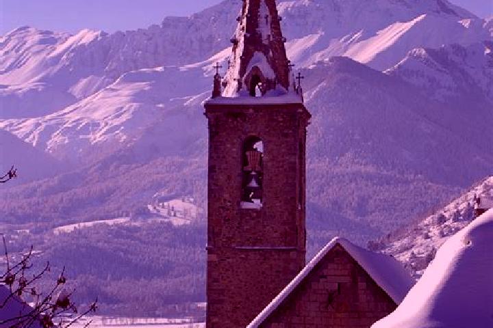 Clara, 27 — Escort in Seyne-les-Alpes, France
