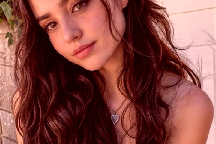 Clara, 28, a auburn blue-eyed middle eastern companion based in Chunqiao. Offering A-Level, Erotic Massage, Massage, GFE, OWO. Available for incall and outca...