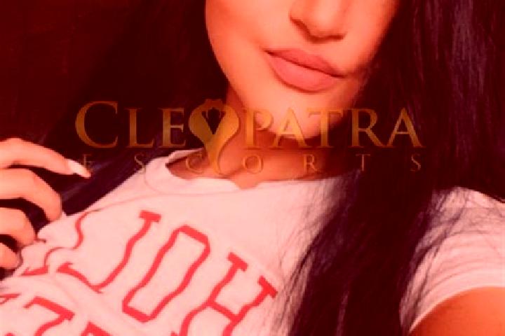 Clara, 28, a black dark-eyed mediterranean companion based in Mietne. Offering Dinner Date, OWO, Prostate Massage, Striptease, Domination. Available for inca...