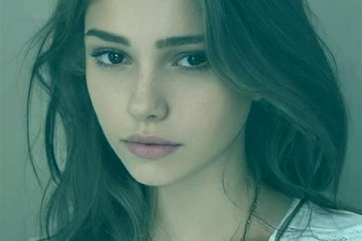 Clara, 28, a chestnut grey-eyed slavic companion based in Groenlo. Offering Overnight, Couples, Domination. Available for incall and outcall, overnight booki...