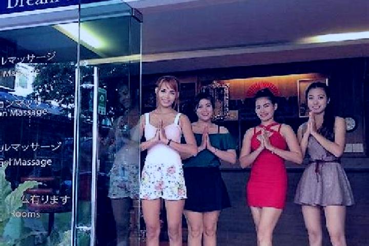 Clara, 28, a dark blonde dark-eyed asian companion based in Hiliseu-Horia. Offering Erotic Massage, CIM, Dinner Date, Prostate Massage. Available for incall ...